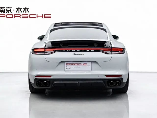 Porsche Panamera — Фото автомобиля 4