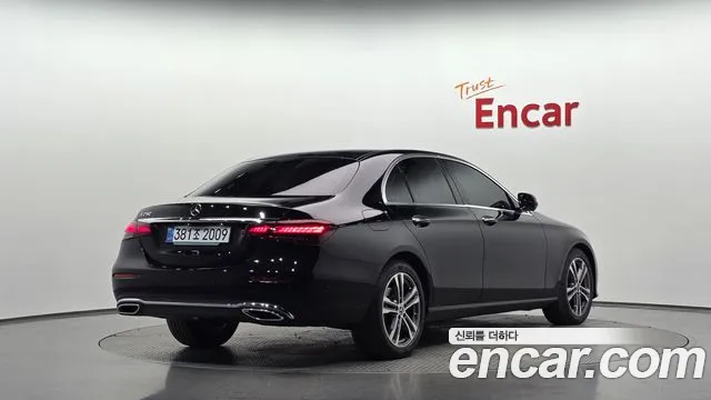 Mercedes-Benz E-Class W213 — Фото автомобиля 2