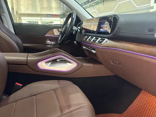 Mercedes-Benz GLE-Class — Фото автомобиля 5