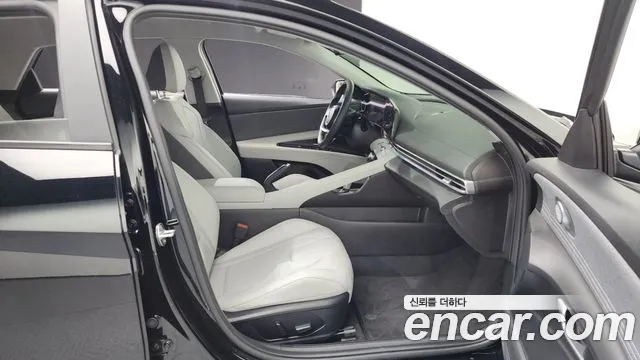 Hyundai AVANTE Avante (CN7) — Фото автомобиля 26