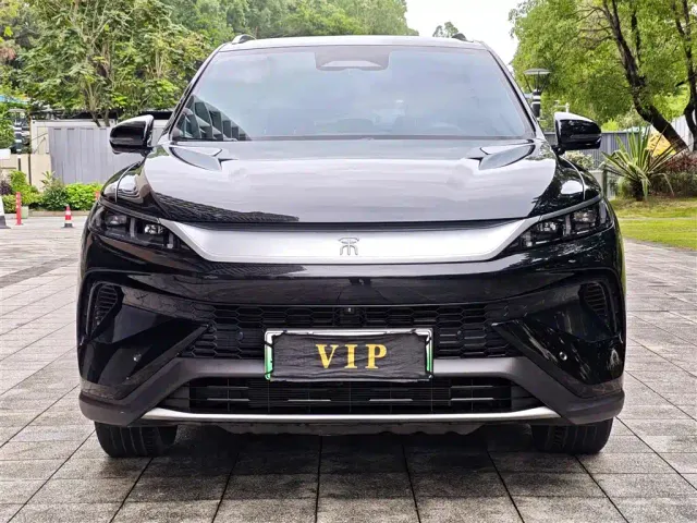 BYD Song Pro — Фото автомобиля 2