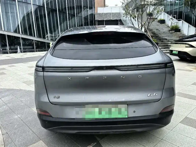 Xpeng G6 — Фото автомобиля 3