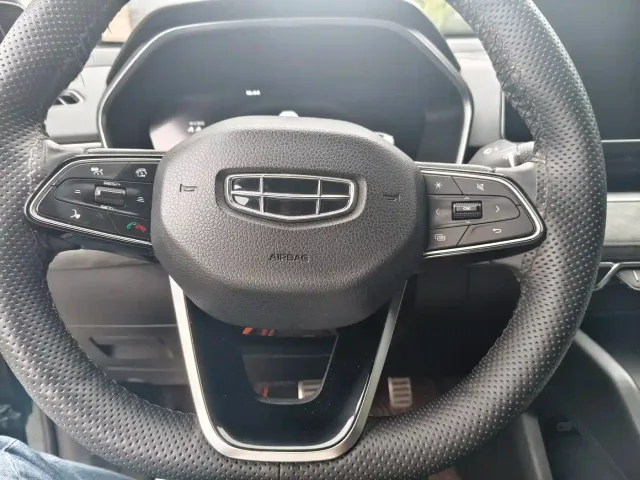 Geely Xingrui — Фото автомобиля 8