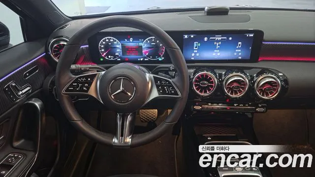 Mercedes-Benz A-Class W177 — Фото автомобиля 13