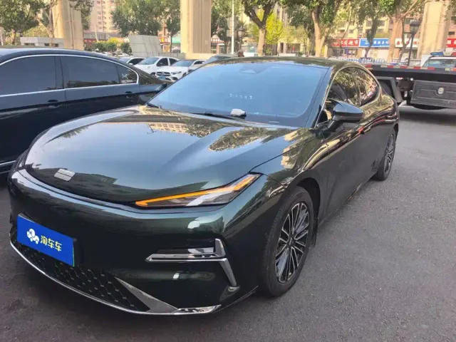 Фотография автомобиля — Geely Galaxy Xingyao 8