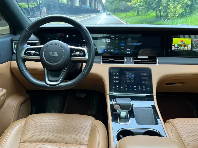 Li Auto ONE — Фото автомобиля 12