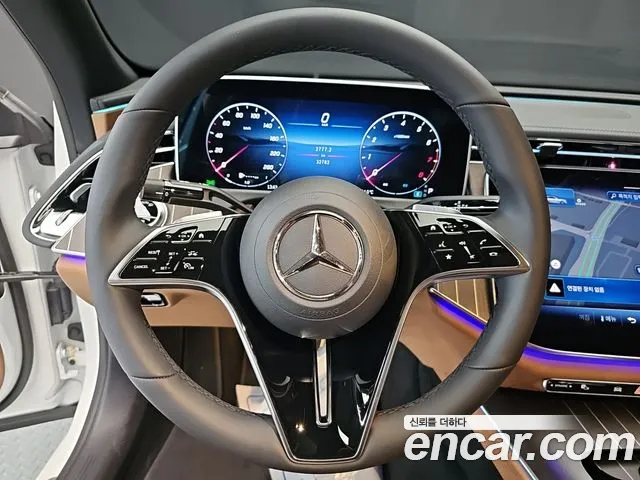 Mercedes-Benz E-Class W214 — Фото автомобиля 12