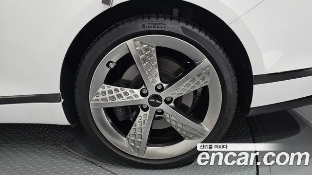 Genesis G80 Бензин 2.5 турбо AWD — Фото автомобиля 21