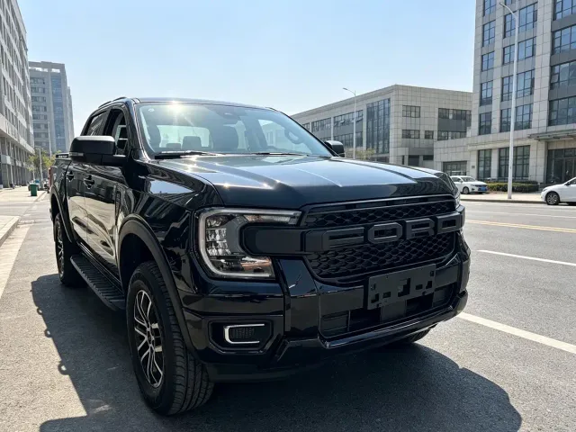 Ford Ranger — Фото автомобиля 3