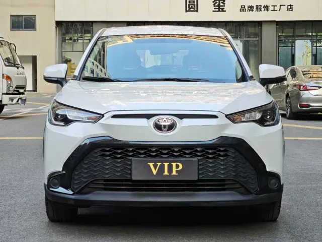 Toyota Frontlander — Фото автомобиля 2