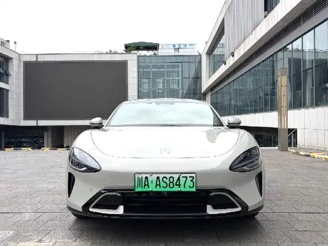 Xiaomi SU7 — Фото автомобиля 2