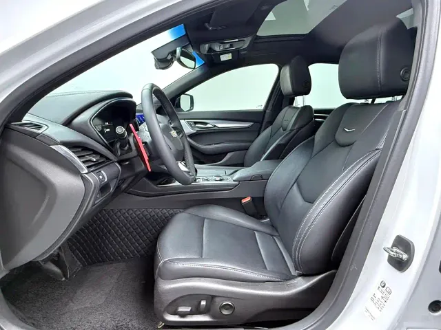 Cadillac CT5 — Фото автомобиля 4