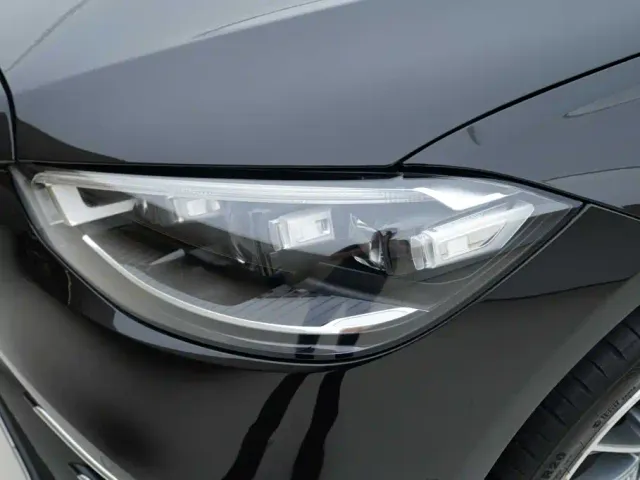 Mercedes-Benz S-Class — Фото автомобиля 12