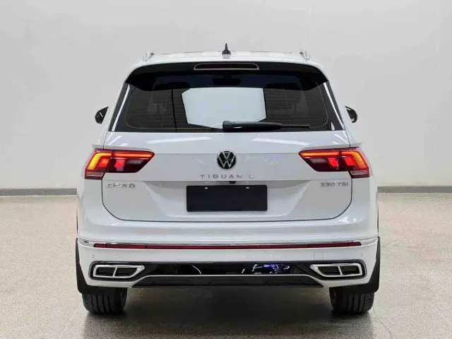 Volkswagen Tiguan L — Фото автомобиля 30