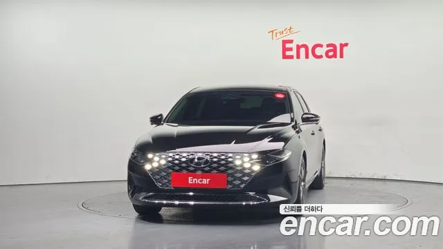 Hyundai Grandeur — Фото автомобиля 3
