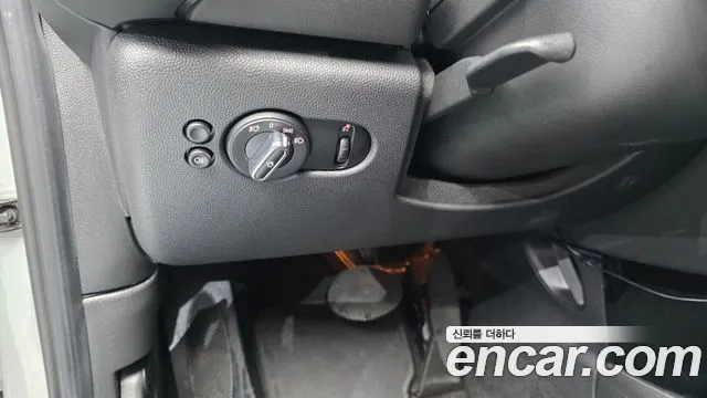 MINI Cooper — Фото автомобиля 19