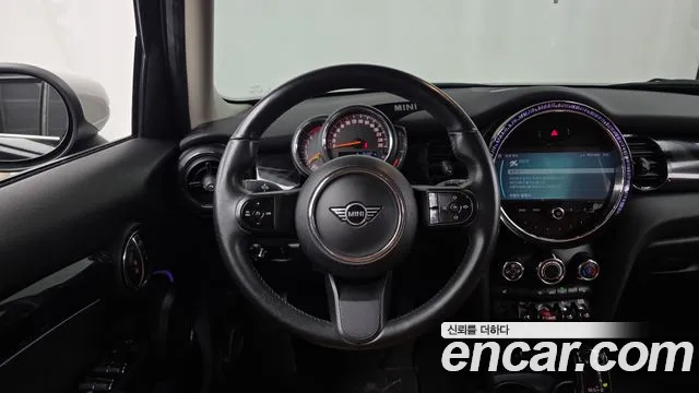 Mini Cooper Cooper 5 дверей Classic — Фото автомобиля 13