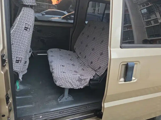 Wuling Rongguang — Фото автомобиля 11