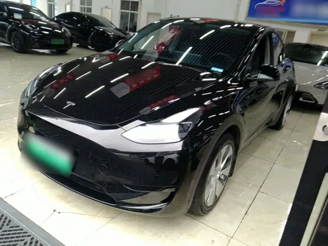 Фотография автомобиля — Tesla Model Y