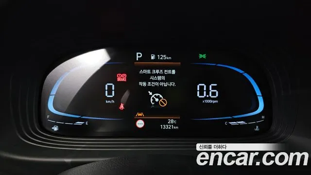Hyundai Venue — Фото автомобиля 8