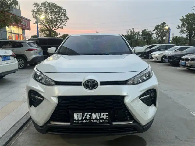 Toyota Wildlander — Фото автомобиля 2