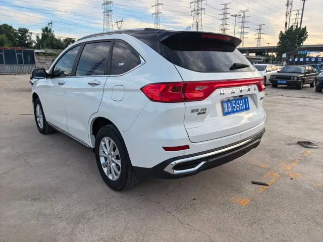 Haval M6 — Фото автомобиля 11