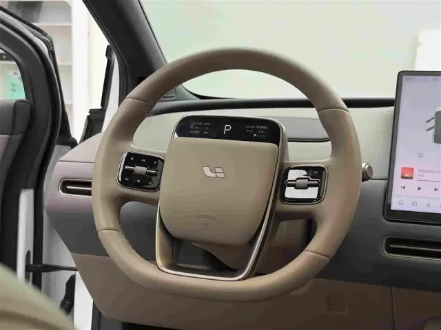 Li Auto i6 — Фото автомобиля 14