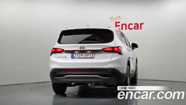 Hyundai Santafe Новый Santa Fe Дизель 2.2 2WD — Фото автомобиля 4