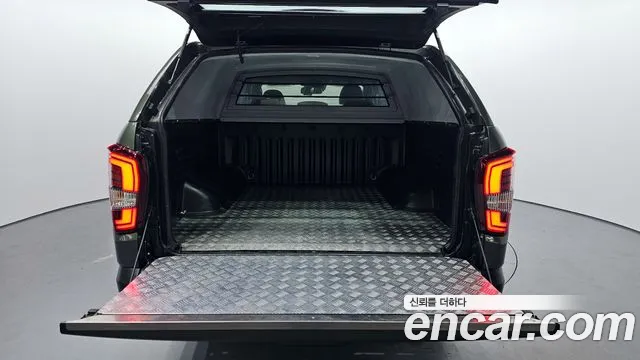 KG_Mobility_Ssangyong Rexton Новый Rexton Sport Khan Дизель 2.2 4WD — Фото автомобиля 15