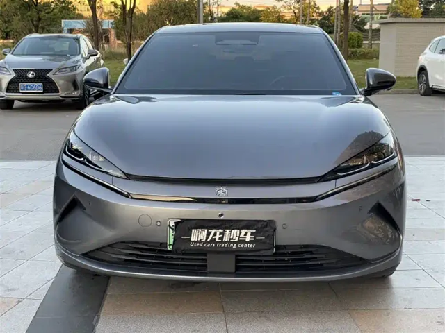 BYD Qin L — Фото автомобиля 2