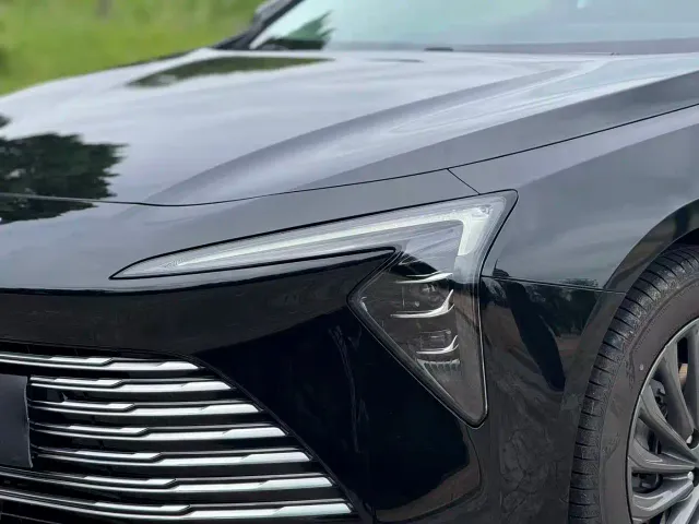 Buick LaCrosse — Фото автомобиля 9