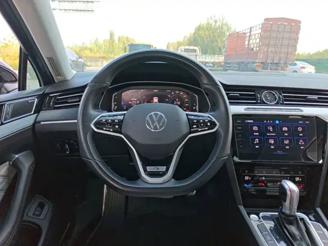 Volkswagen Magotan — Фото автомобиля 10