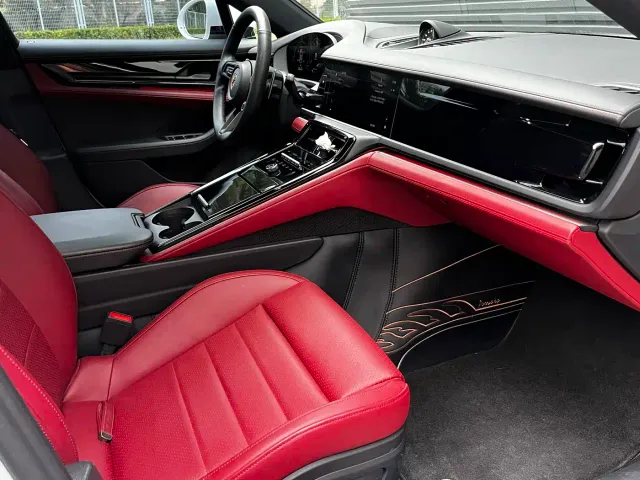 Porsche Panamera — Фото автомобиля 18