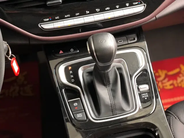 GAC Trumpchi M6 — Фото автомобиля 16