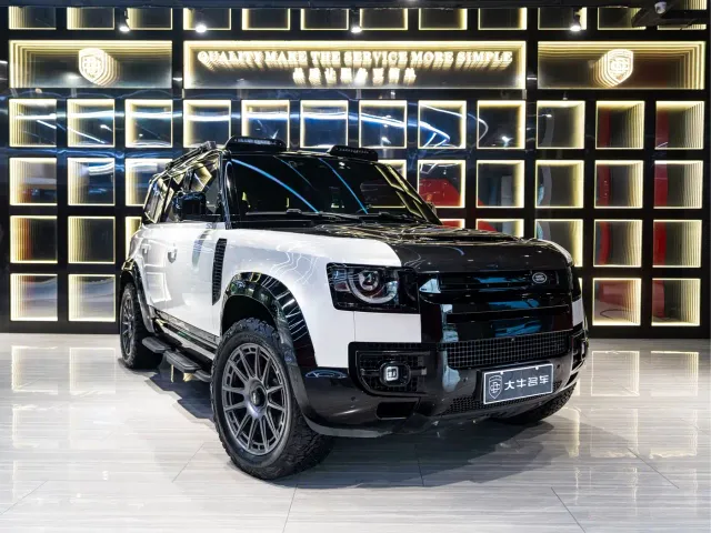 Land Rover Defender — Фото автомобиля 3
