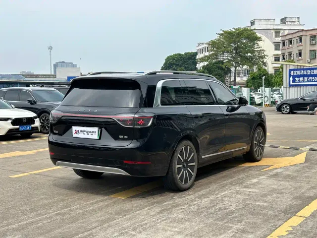 AITO Wenjie AITO M9 2024 Range Extender Ultra 52kWh 6-seater — Фото автомобиля 6