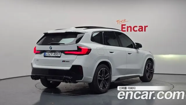 BMW X1 U11 — Фото автомобиля 2