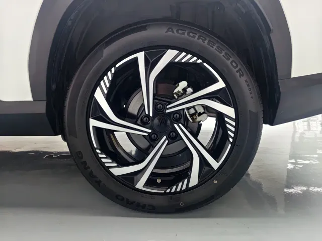 Geely Boyue — Фото автомобиля 8