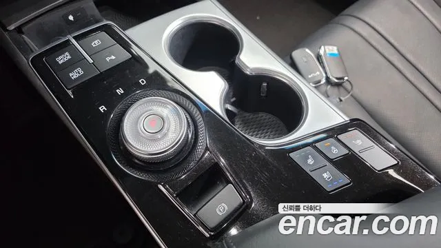 Kia K8 — Фото автомобиля 9