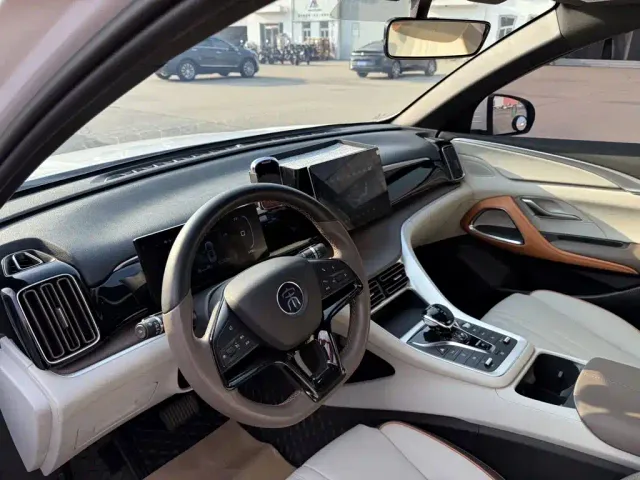 BYD Song Pro — Фото автомобиля 10