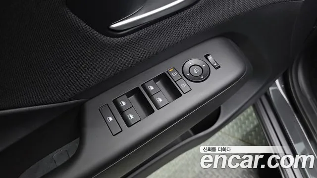 Hyundai Kona Kona (SX2) Бензин 1.6 турбо 2WD — Фото автомобиля 30