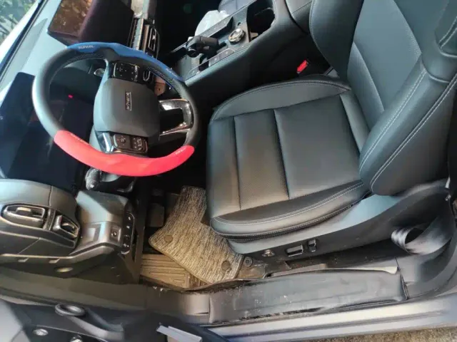 Haval Big Dog — Фото автомобиля 7