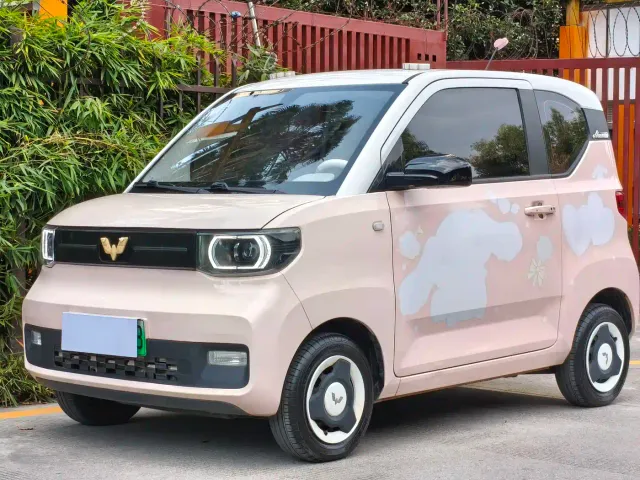 Фотография автомобиля — Wuling Hongguang Mini EV