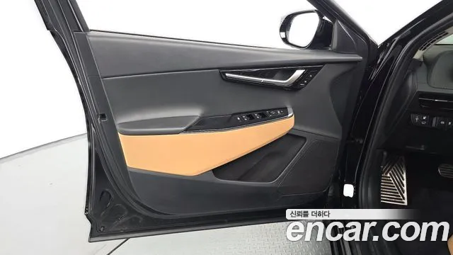 Kia EV6 — Фото автомобиля 13
