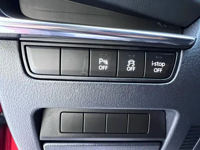 Mazda Axela — Фото автомобиля 9