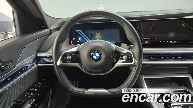 BMW 7 Series G70 — Фото автомобиля 13