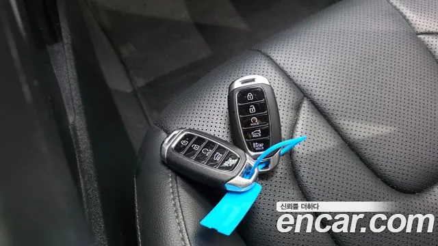 Hyundai AVANTE Modern — Фото автомобиля 16