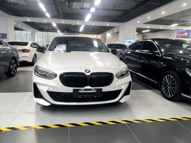 BMW 1 Series — Фото автомобиля 2