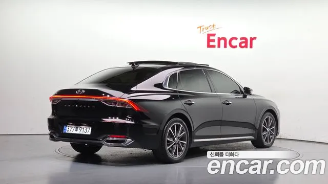 Hyundai Grandeur New — Фото автомобиля 2