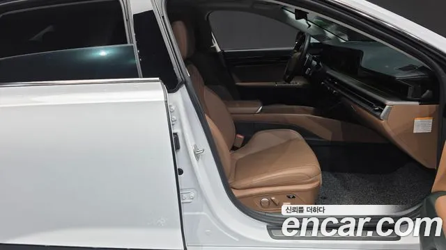 Hyundai Grandeur GN7 — Фото автомобиля 11